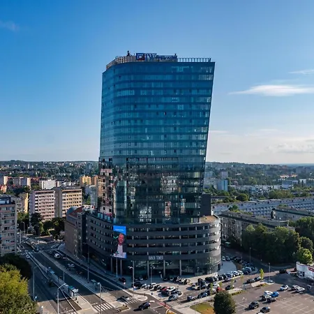 Vakantiehuis In With Pool And Terrace Szczecin